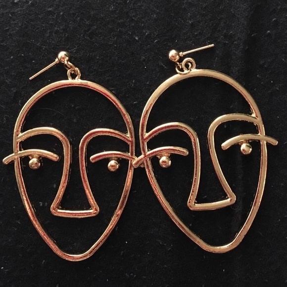 Golden Face Dangle Earrings - Picture 4 of 5